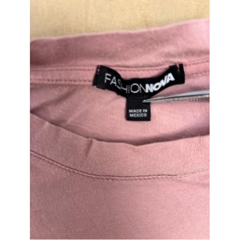 Destroyed Pink Motorcycle Women's Fashion Nova Graphic T-shirt Size M - Picture 4 of 10